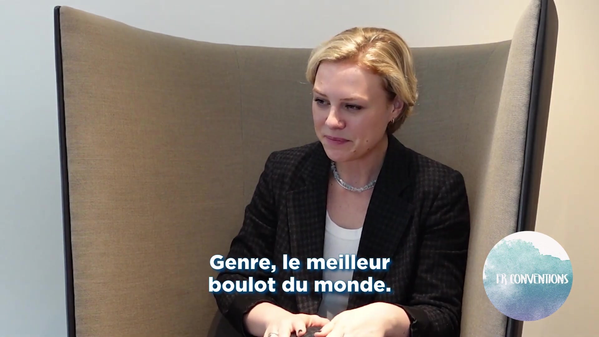 Hannah_FateS2_Stella_FRConv22_1063.jpg