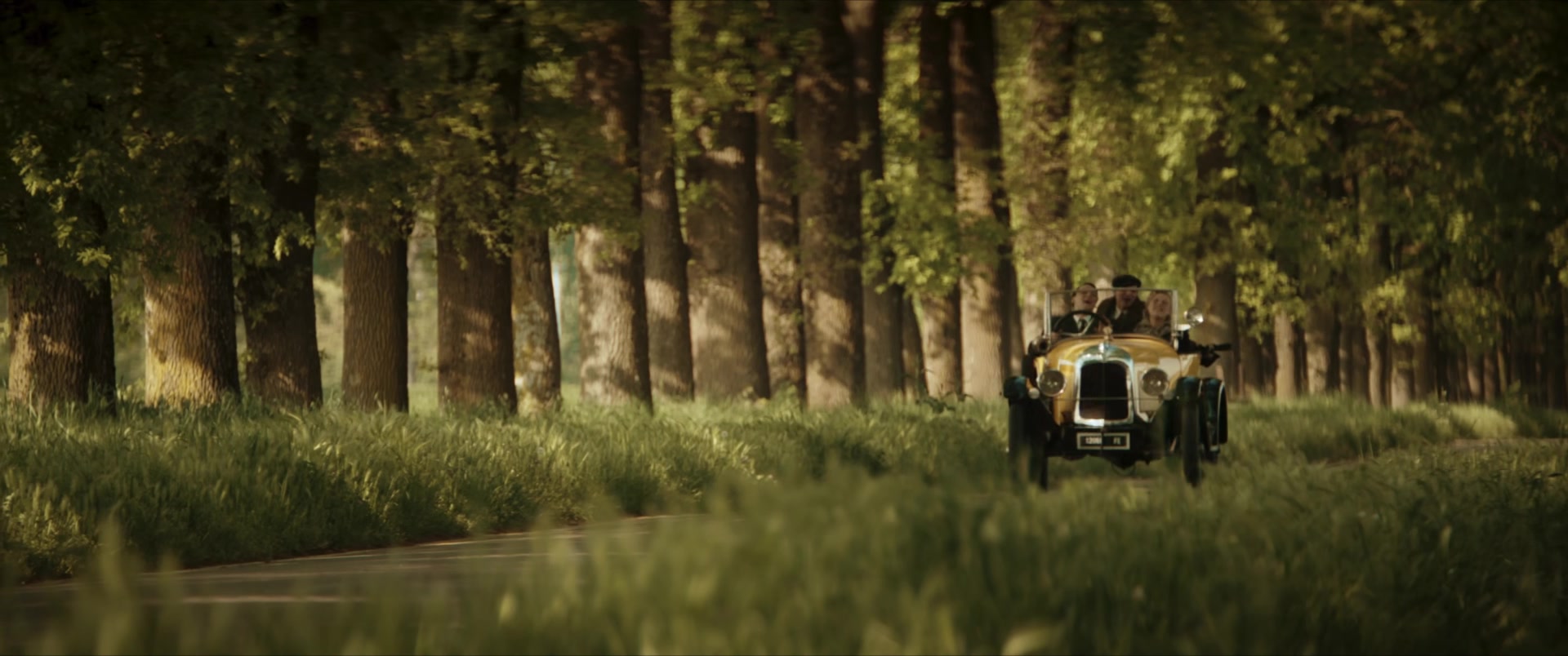 Lamborghini_The_Man_Behind_the_Legend_1080p_001384.jpg
