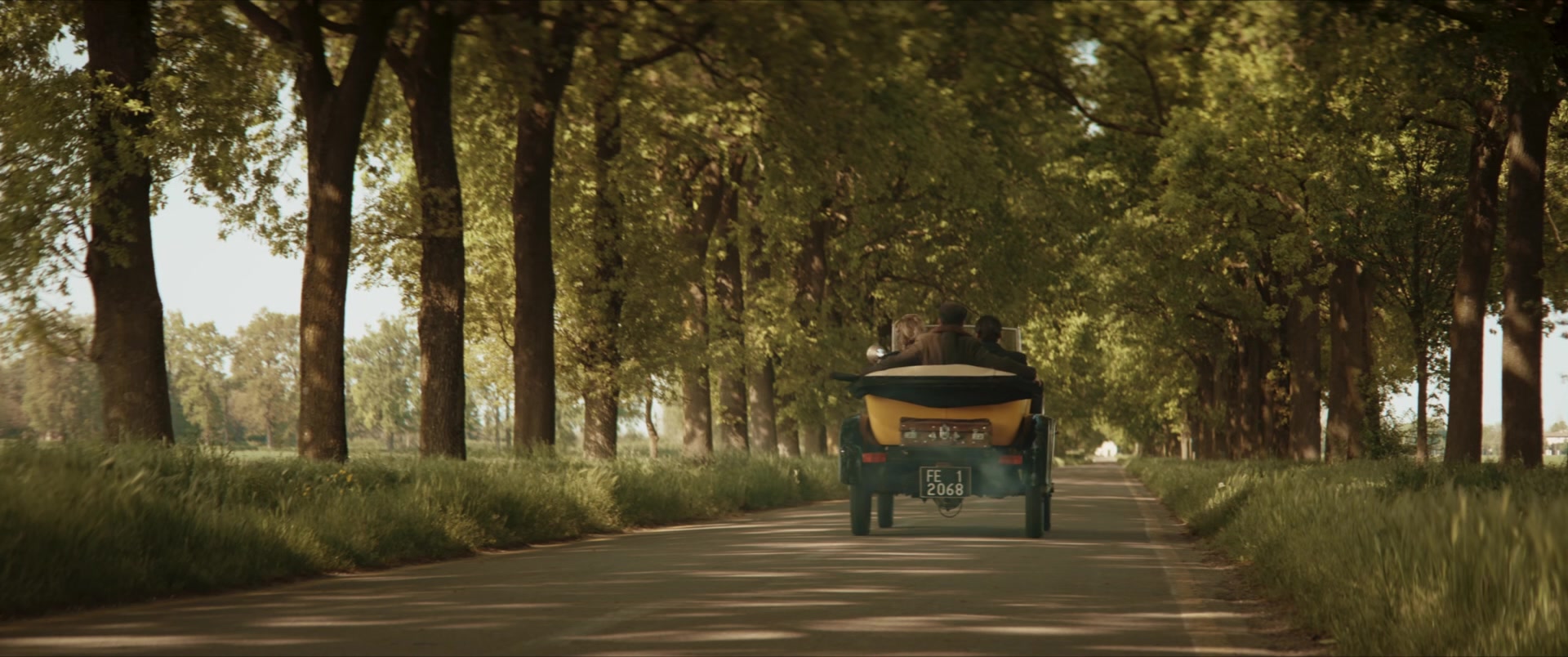 Lamborghini_The_Man_Behind_the_Legend_1080p_001419.jpg