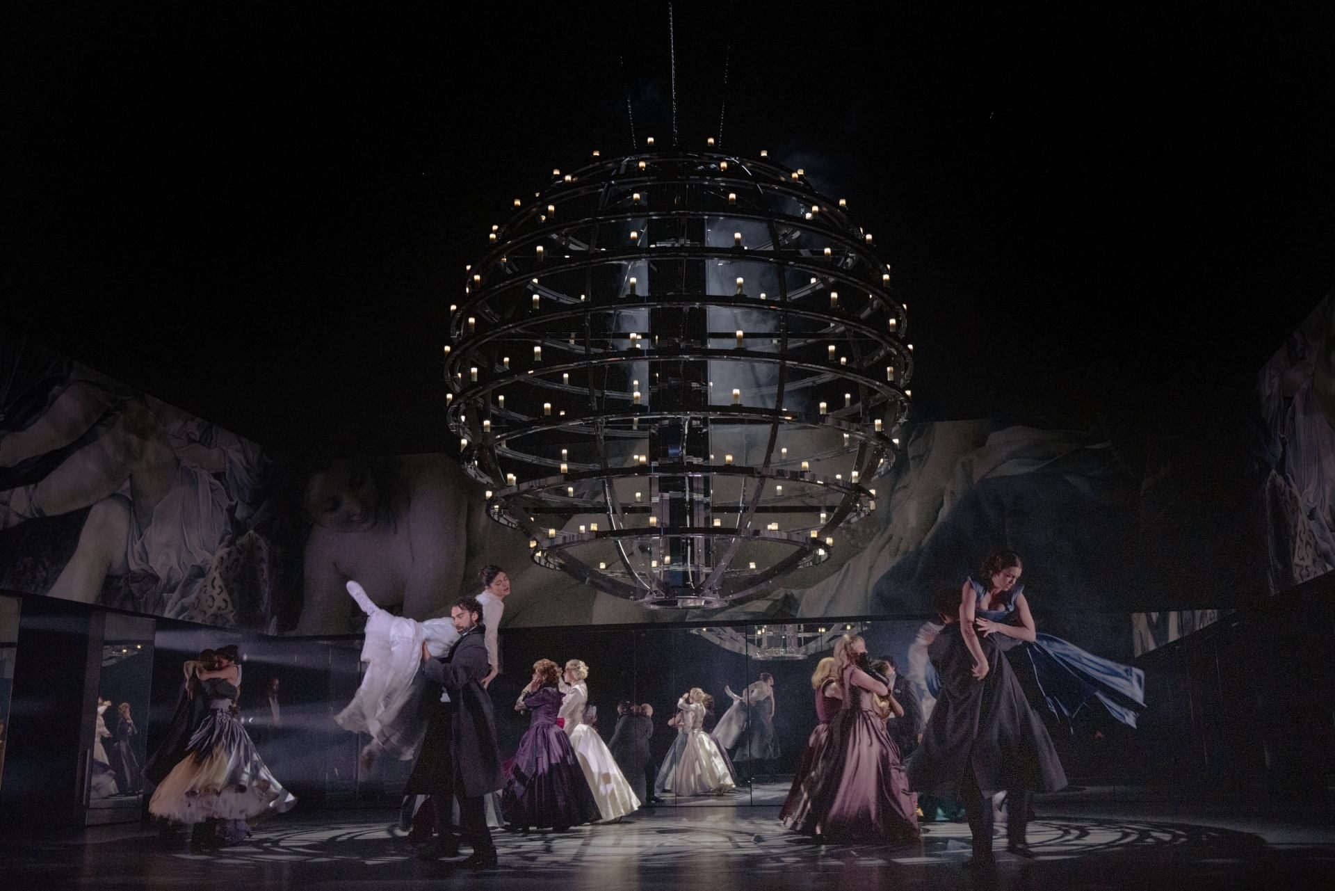 hannahvdwnetwork_lesliaisonsdangereuses_stills_281029.jpg