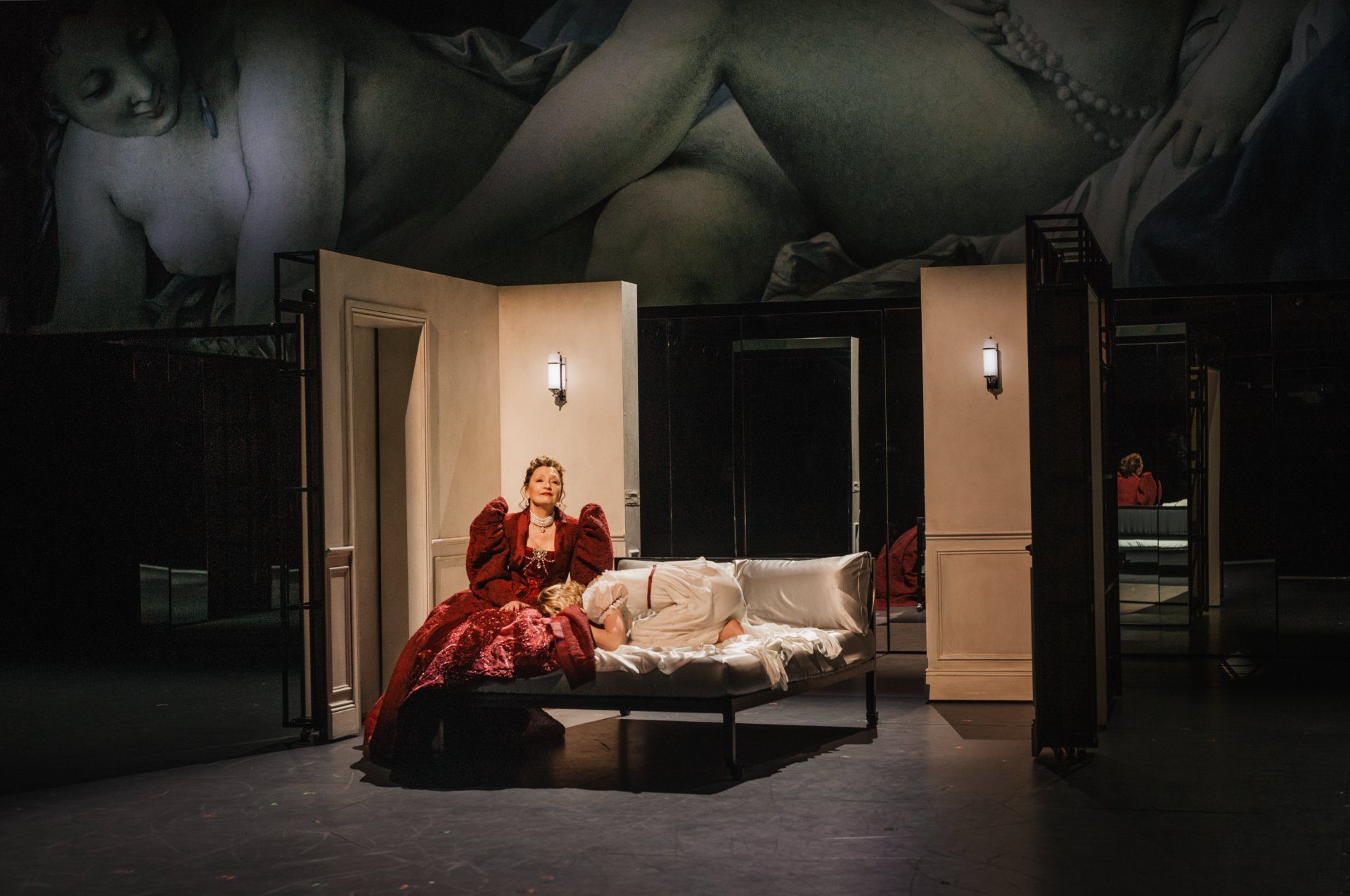 hannahvdwnetwork_lesliaisonsdangereuses_stills_28929.jpg