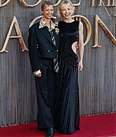 hannahvdwnetwork_housedragons3premierelondon_283129.jpg