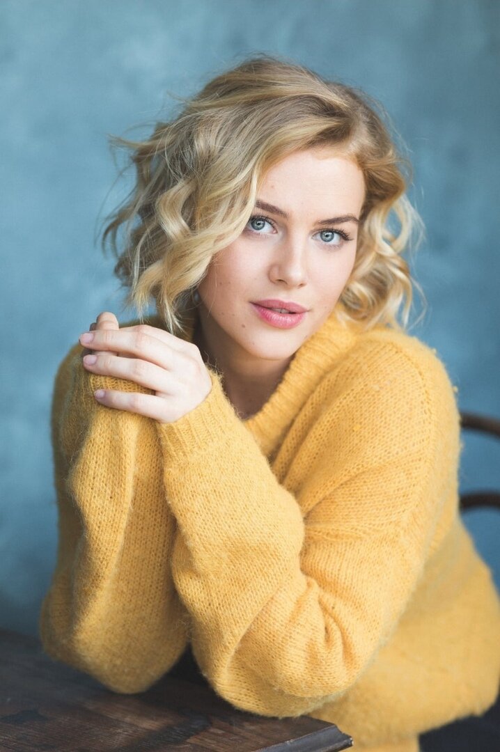Headshots_Andrew_2020_28829~0.jpg
