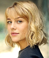 FayeThomas_Headshots_2017.jpg
