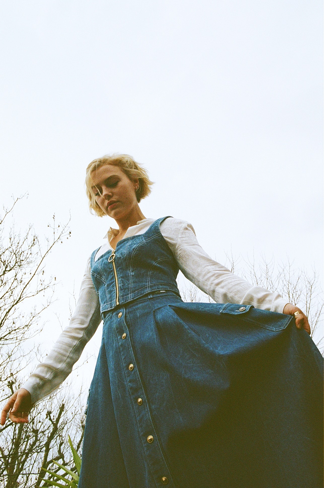 RaeFarrow_Set004.jpg