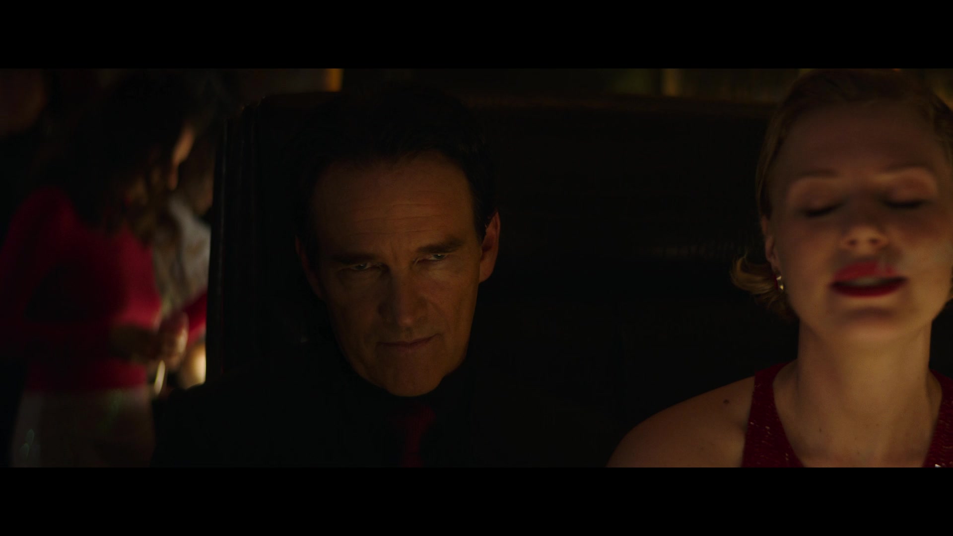 Sexy_Beast_S01E02_Donny_Donny_Donny_1080p__5839.jpg