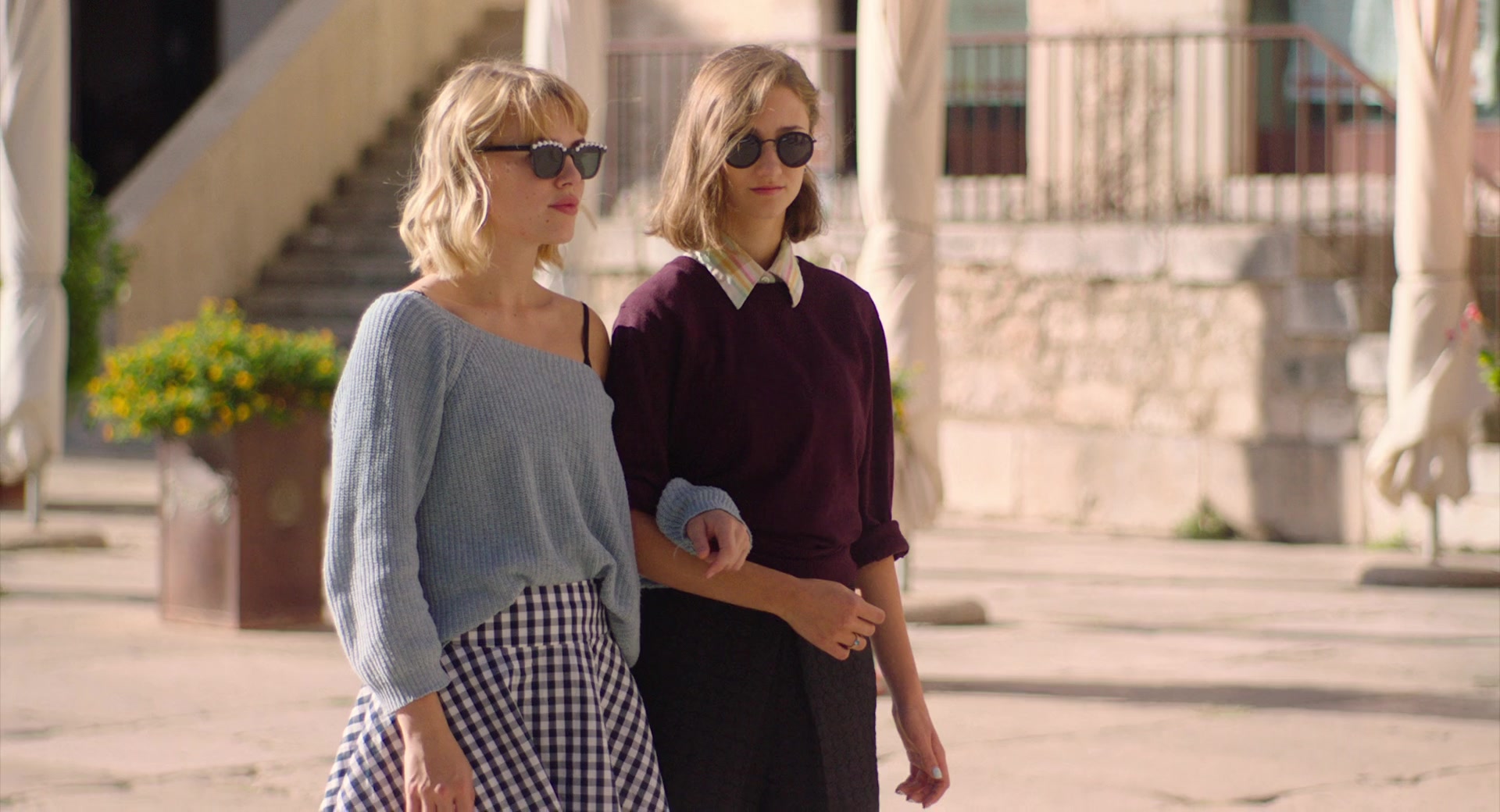 A_Little_Italian_Vacation_2021_1080p__00534.jpg
