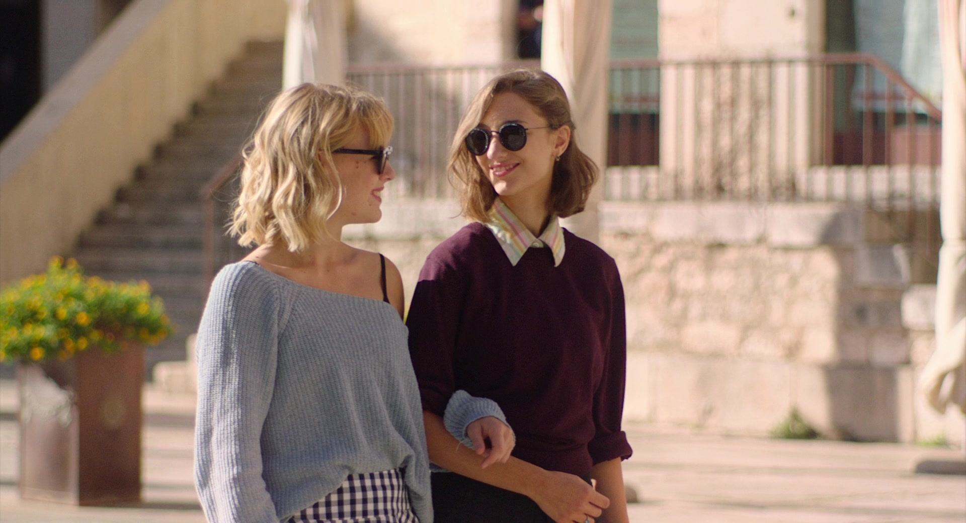 A_Little_Italian_Vacation_2021_1080p__00541.jpg