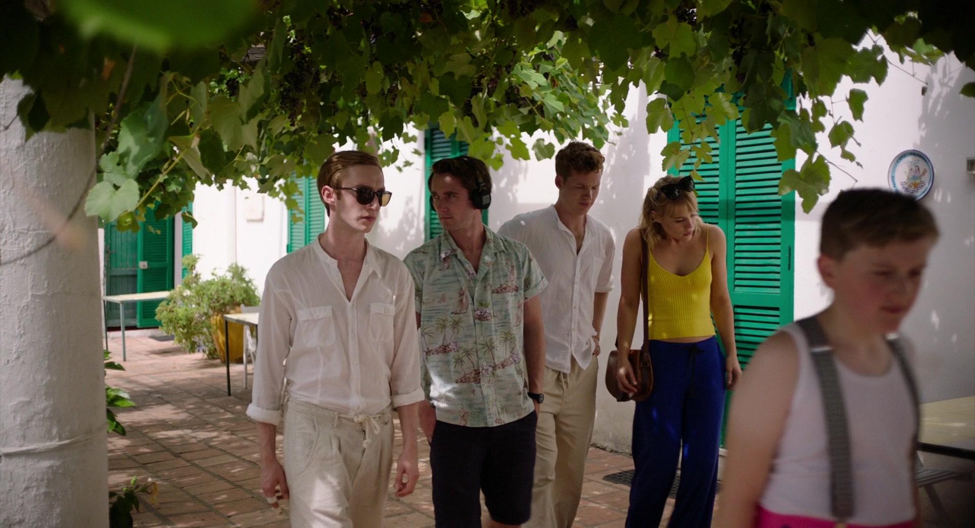 A_Little_Italian_Vacation_2021_1080p__01152.jpg
