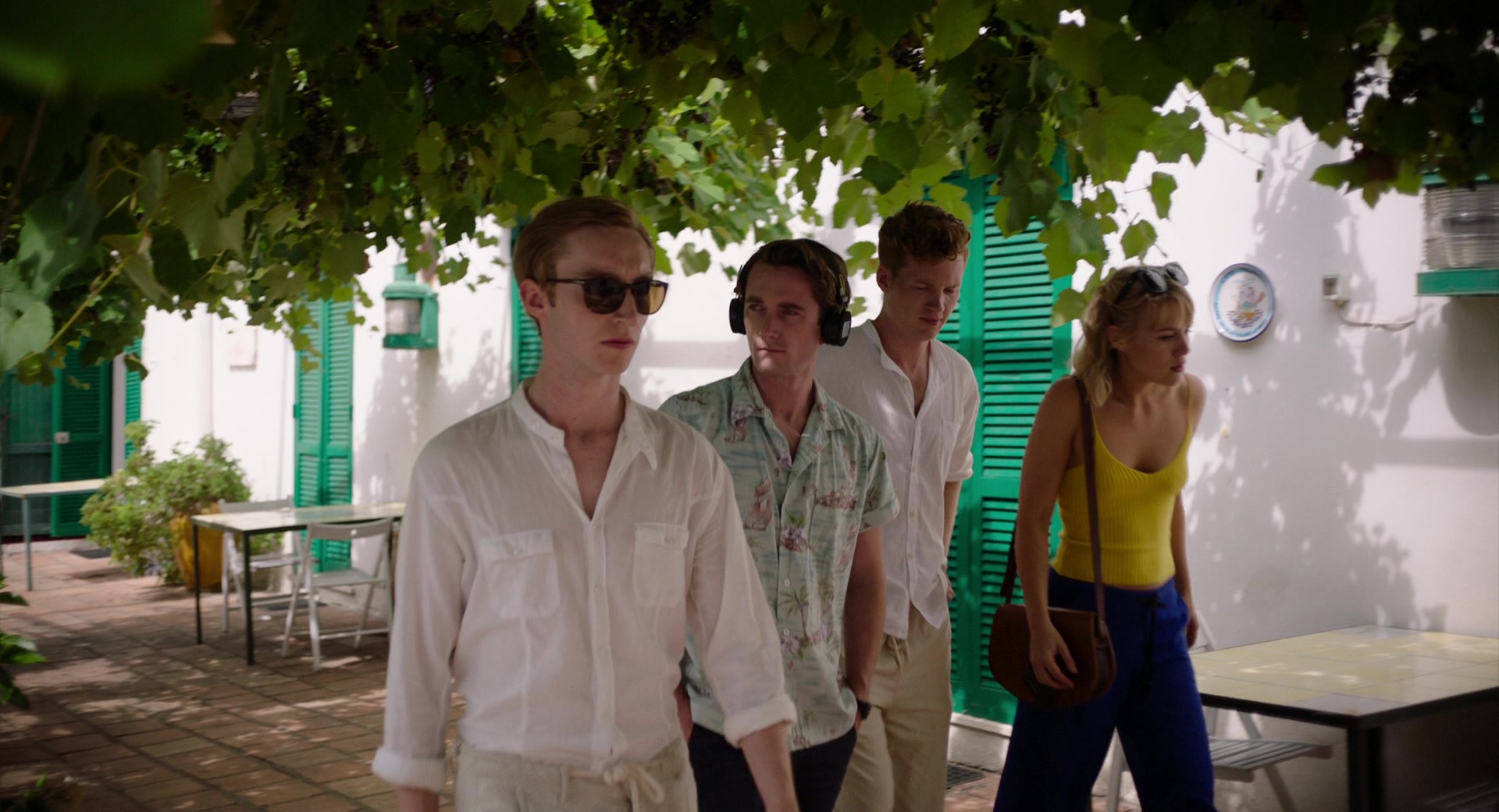 A_Little_Italian_Vacation_2021_1080p__01155.jpg