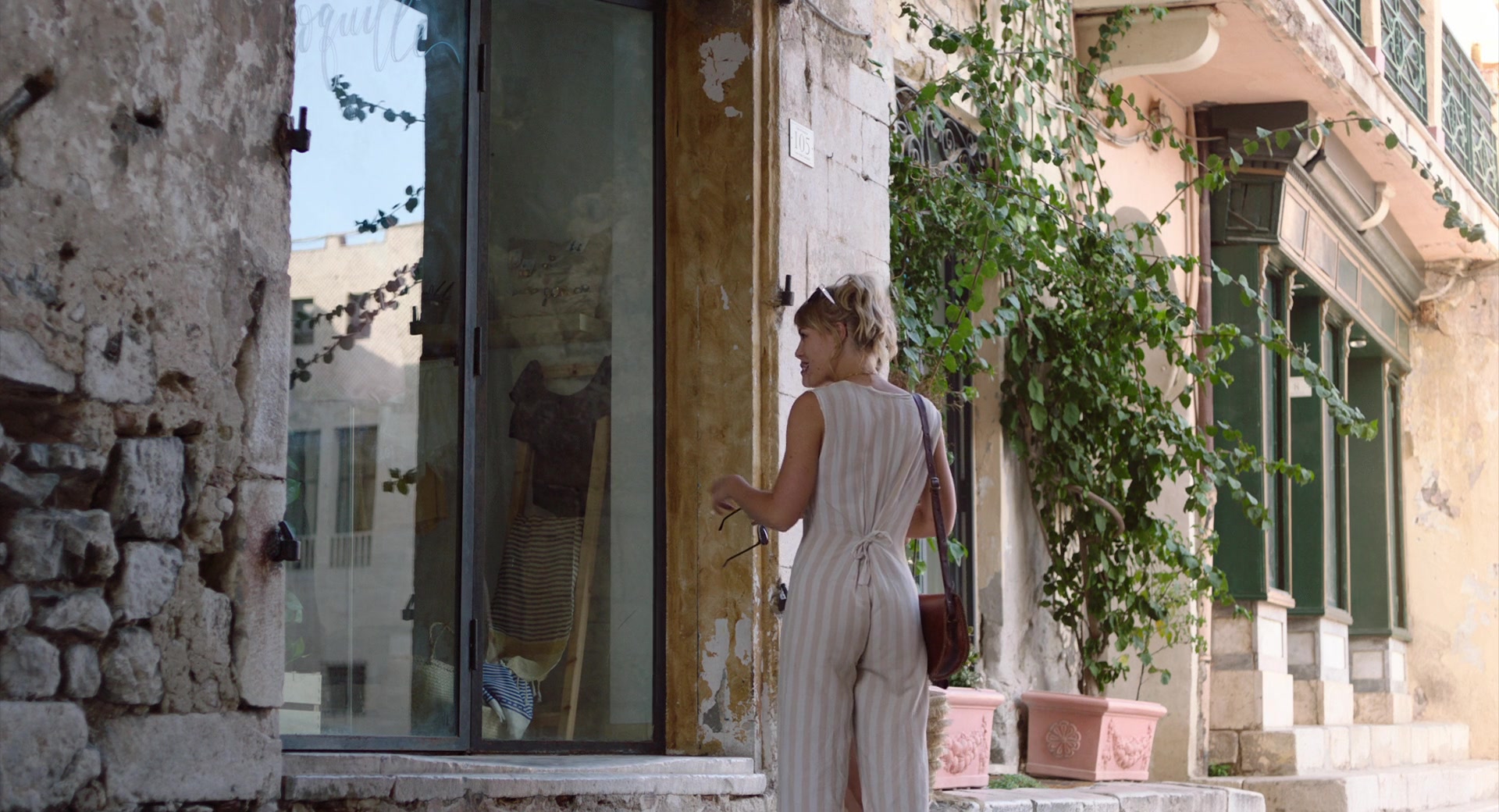 A_Little_Italian_Vacation_2021_1080p__02712.jpg