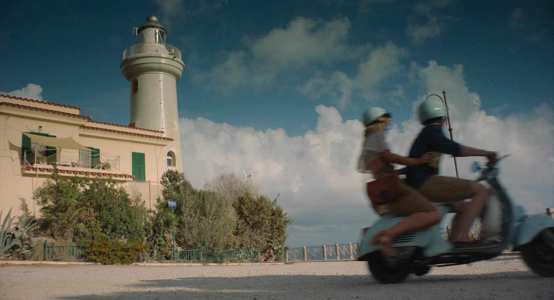 A_Little_Italian_Vacation_2021_1080p__03221.jpg