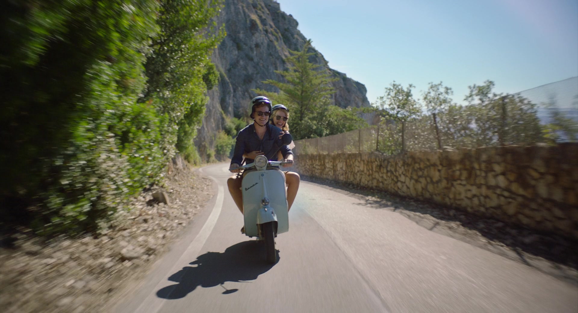 A_Little_Italian_Vacation_2021_1080p__03881.jpg