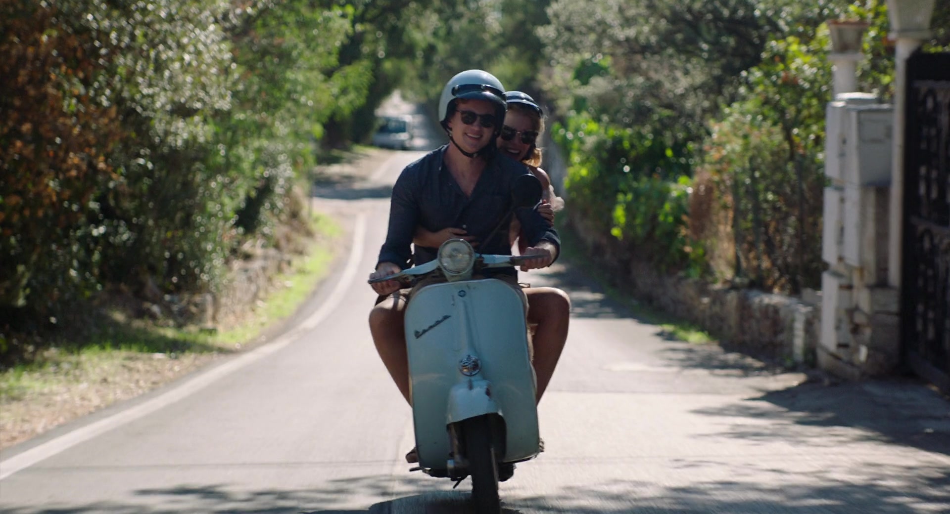 A_Little_Italian_Vacation_2021_1080p__03886.jpg