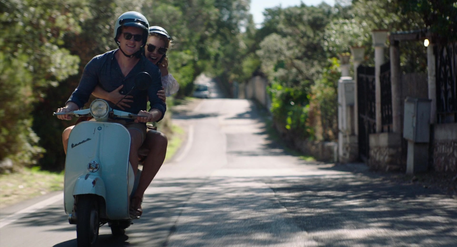 A_Little_Italian_Vacation_2021_1080p__03889.jpg