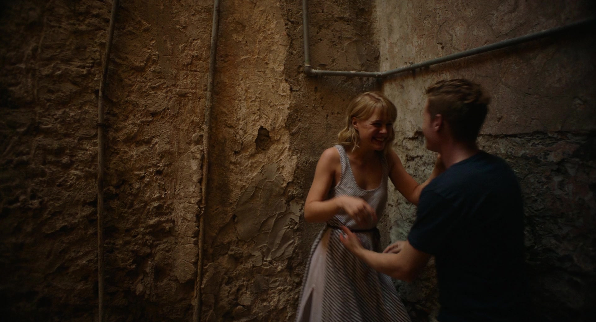 A_Little_Italian_Vacation_2021_1080p__04453.jpg