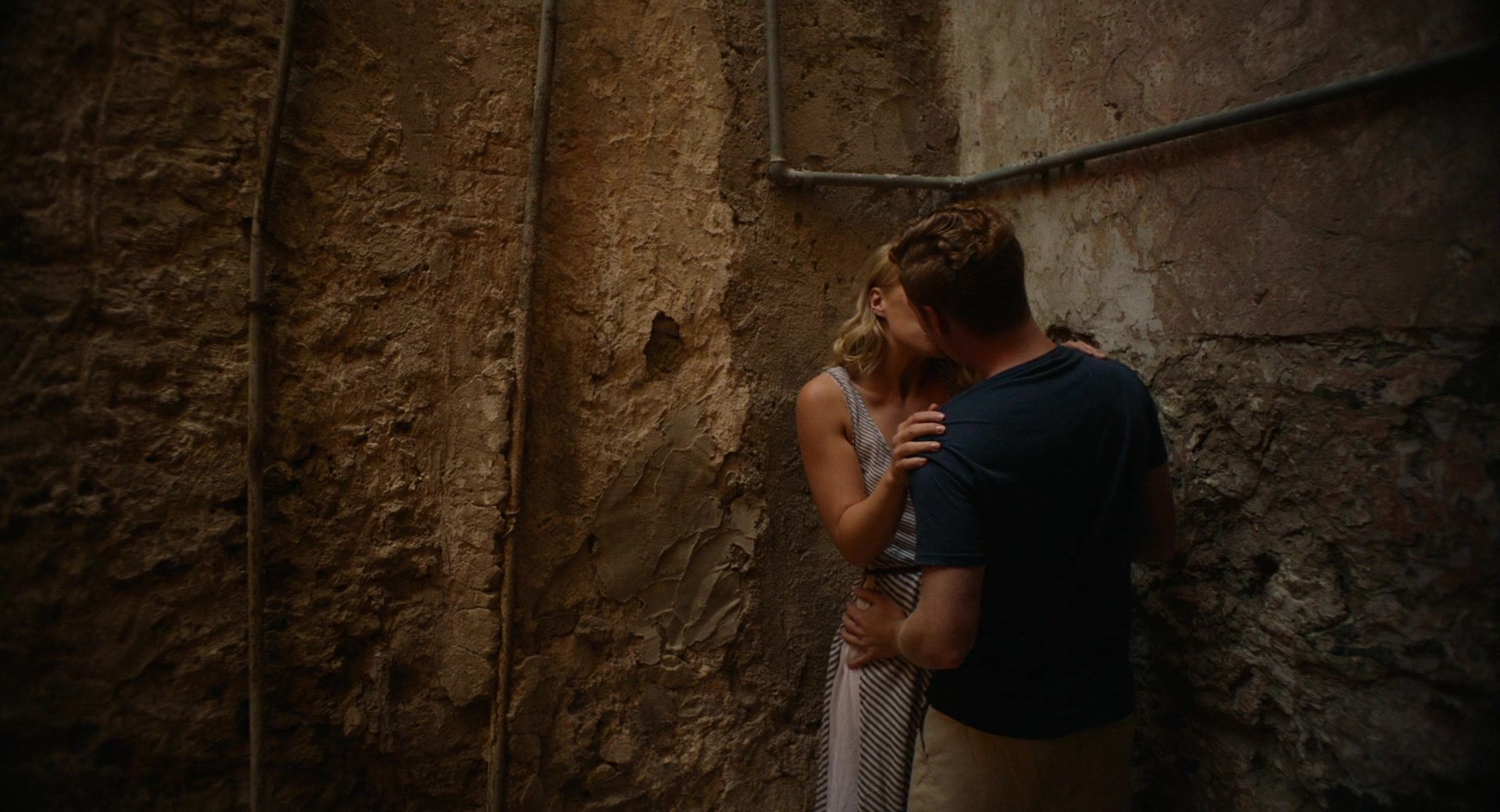 A_Little_Italian_Vacation_2021_1080p__04456.jpg