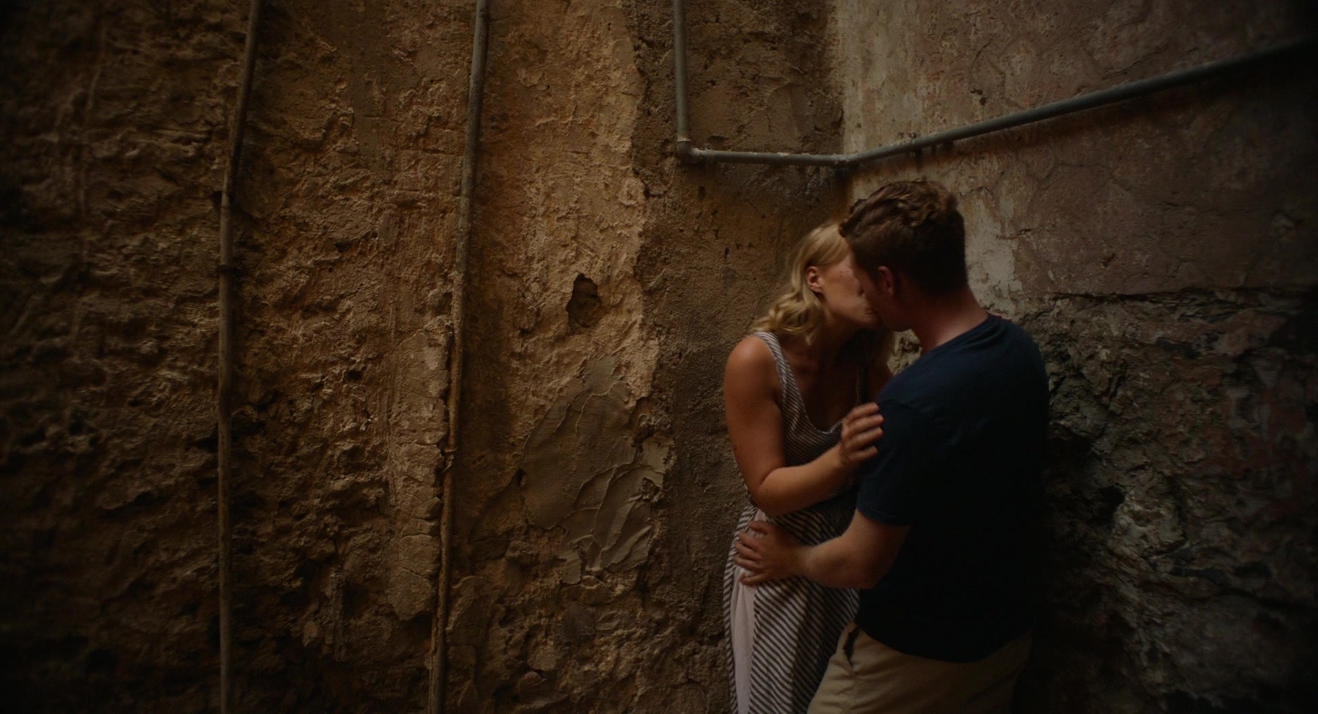 A_Little_Italian_Vacation_2021_1080p__04457.jpg