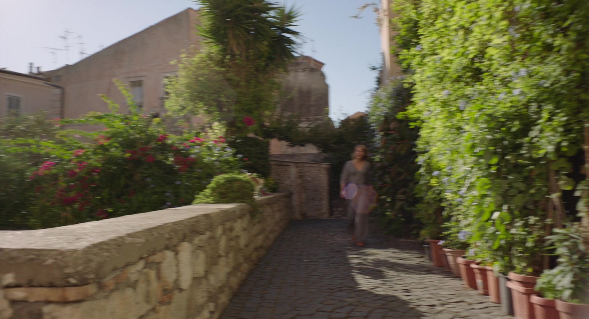 A_Little_Italian_Vacation_2021_1080p__08303.jpg
