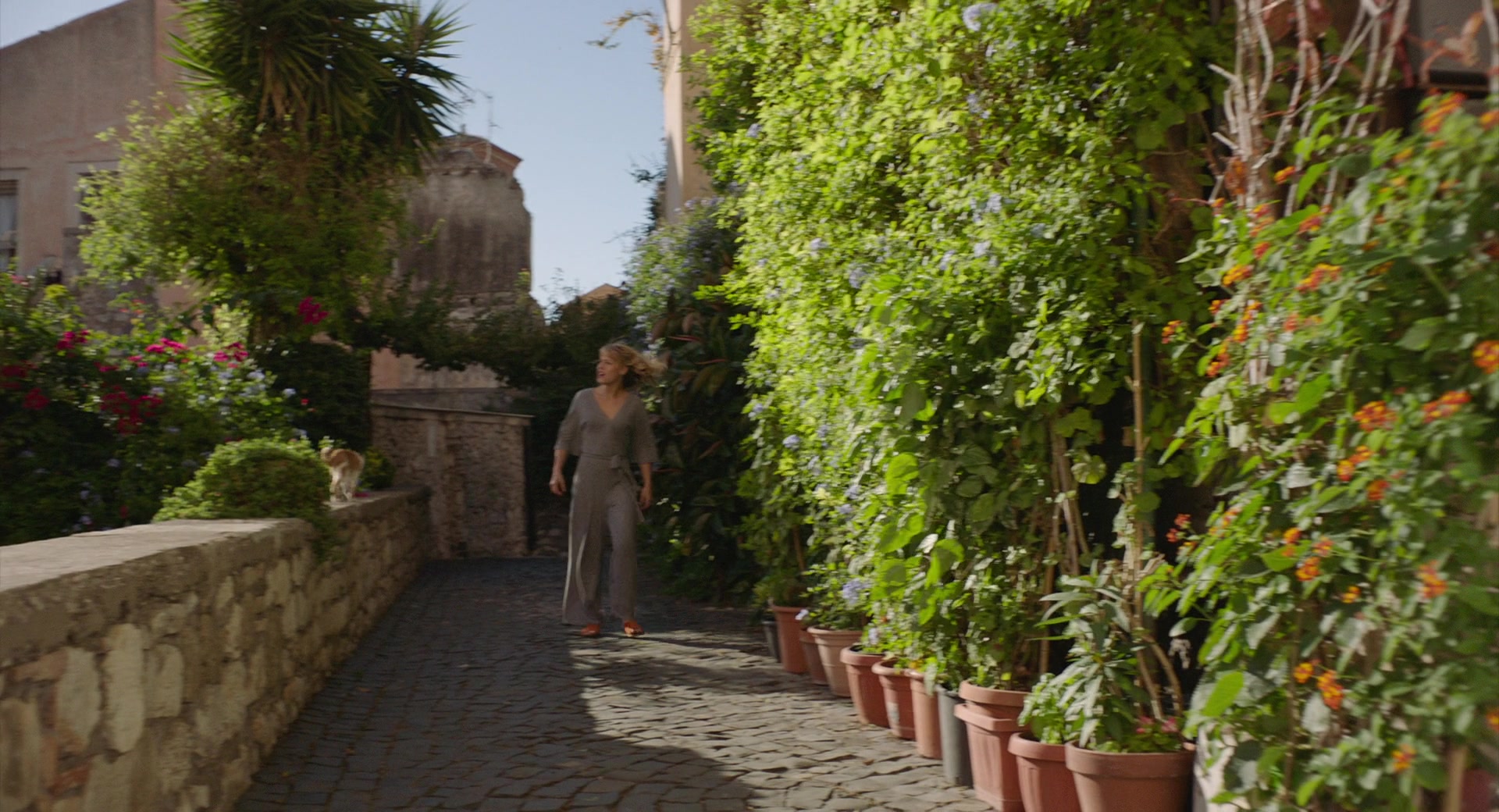 A_Little_Italian_Vacation_2021_1080p__08305.jpg