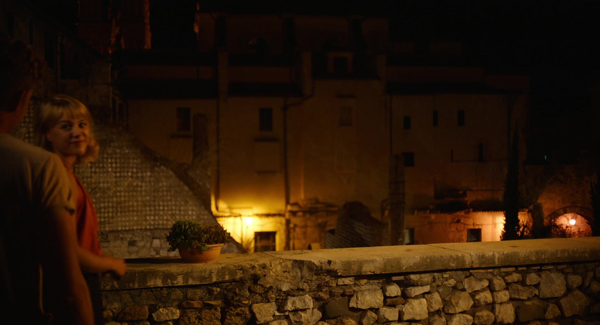 A_Little_Italian_Vacation_2021_1080p__10101.jpg