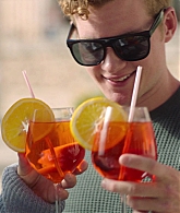A_Little_Italian_Vacation_2021_1080p__00576.jpg