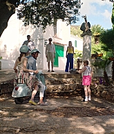 A_Little_Italian_Vacation_2021_1080p__01329.jpg
