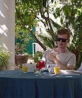 A_Little_Italian_Vacation_2021_1080p__05389.jpg