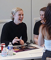 ATOW_AutographySession_May15_281029.jpg